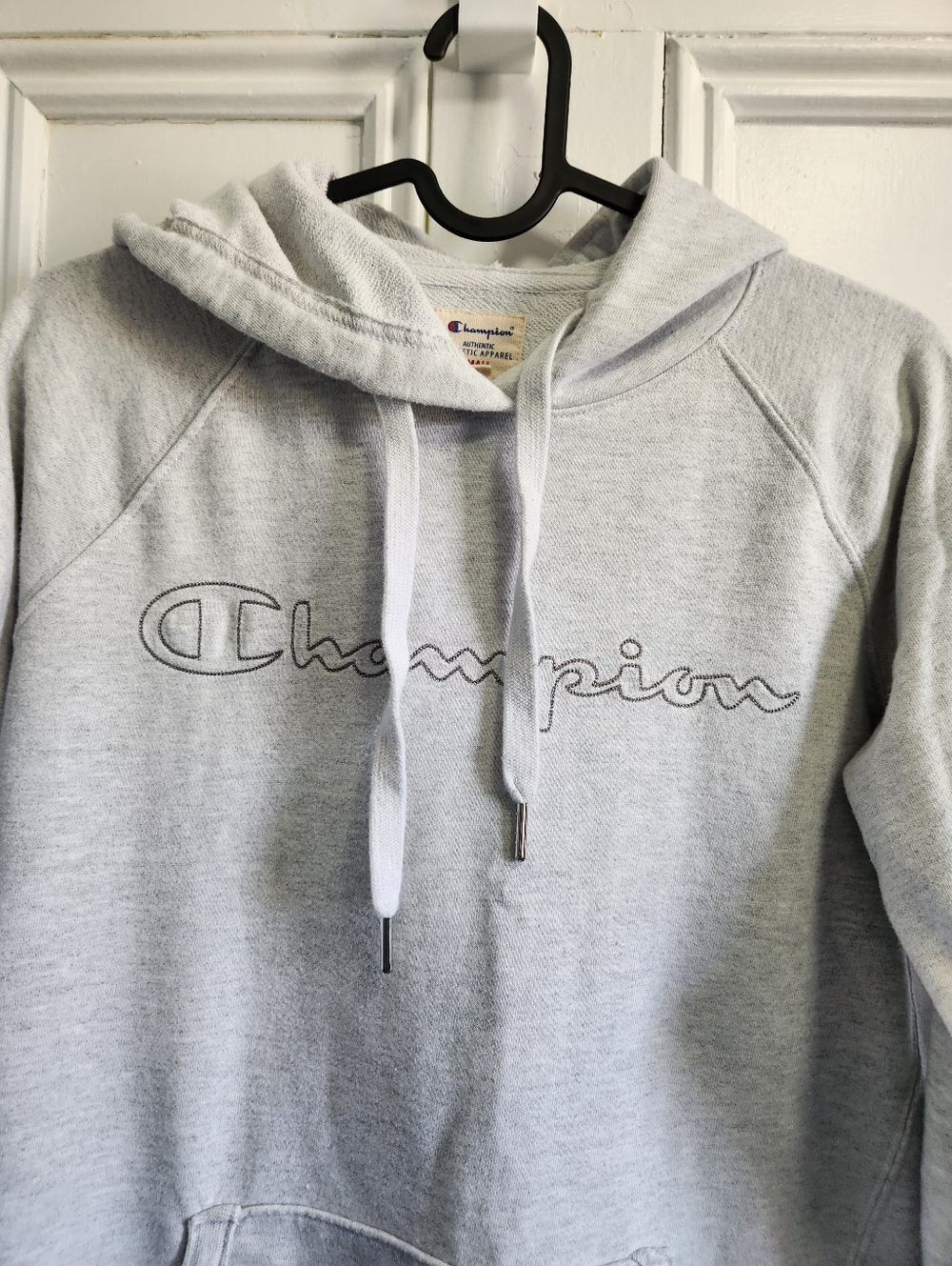 Champion Women’s Pullover Hoodie - Size Small - Picture 3 of 9